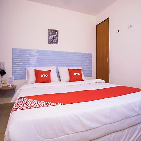 Oyo 43963 T Signature Hotel Petaling Jaya Zewnętrze zdjęcie