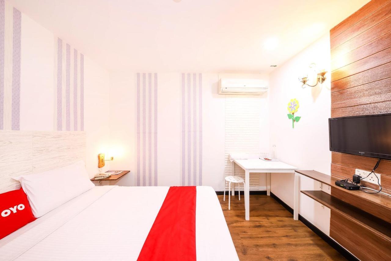 Oyo 43963 T Signature Hotel Petaling Jaya Zewnętrze zdjęcie
