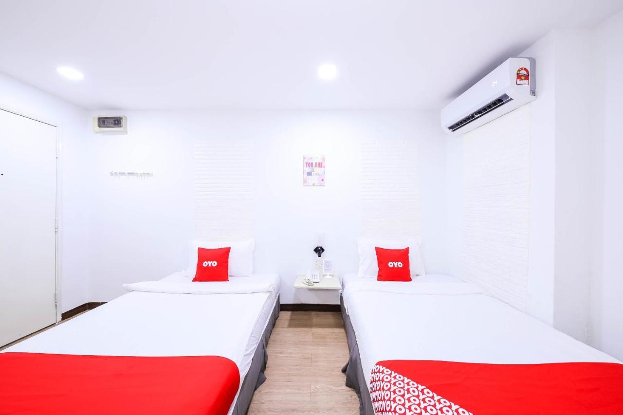 Oyo 43963 T Signature Hotel Petaling Jaya Zewnętrze zdjęcie