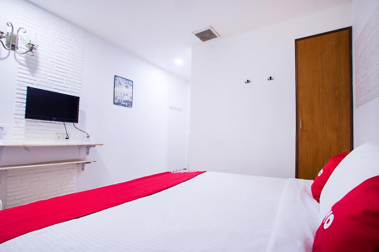 Oyo 43963 T Signature Hotel Petaling Jaya Zewnętrze zdjęcie