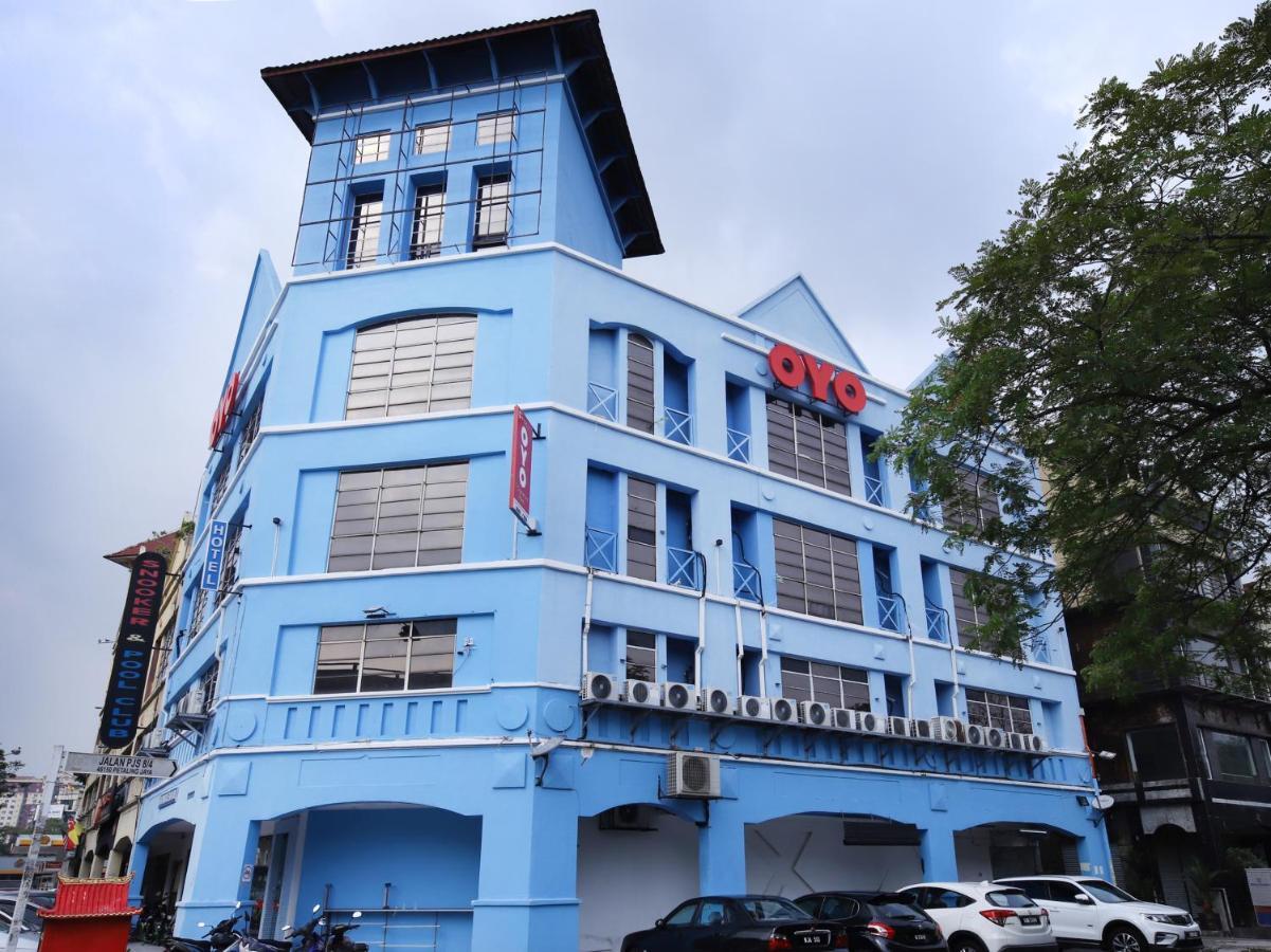 Oyo 43963 T Signature Hotel Petaling Jaya Zewnętrze zdjęcie