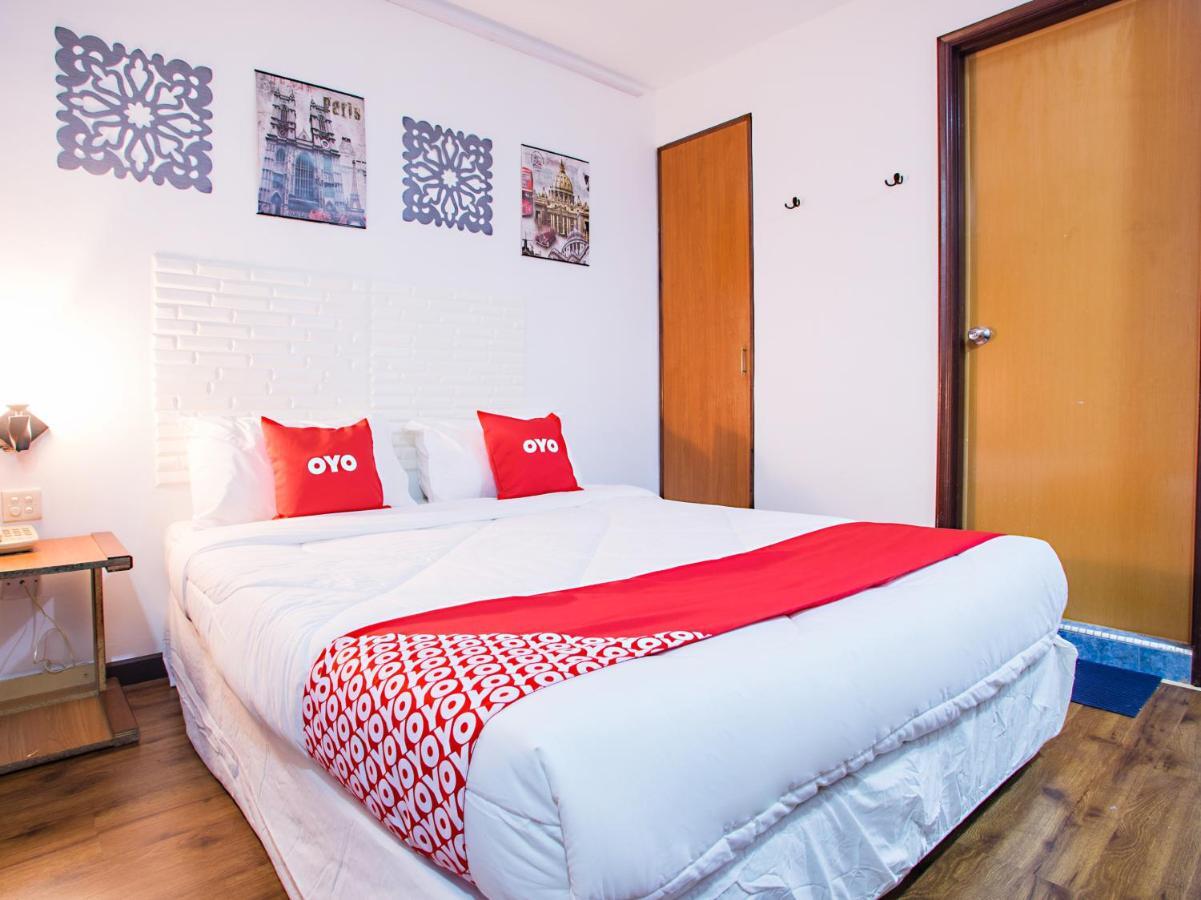 Oyo 43963 T Signature Hotel Petaling Jaya Zewnętrze zdjęcie